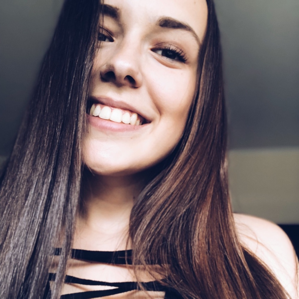 Meet your Posher, Emma